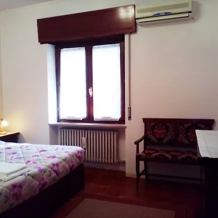 فندق مبيت وإفطار Anna Fiera فيرونا